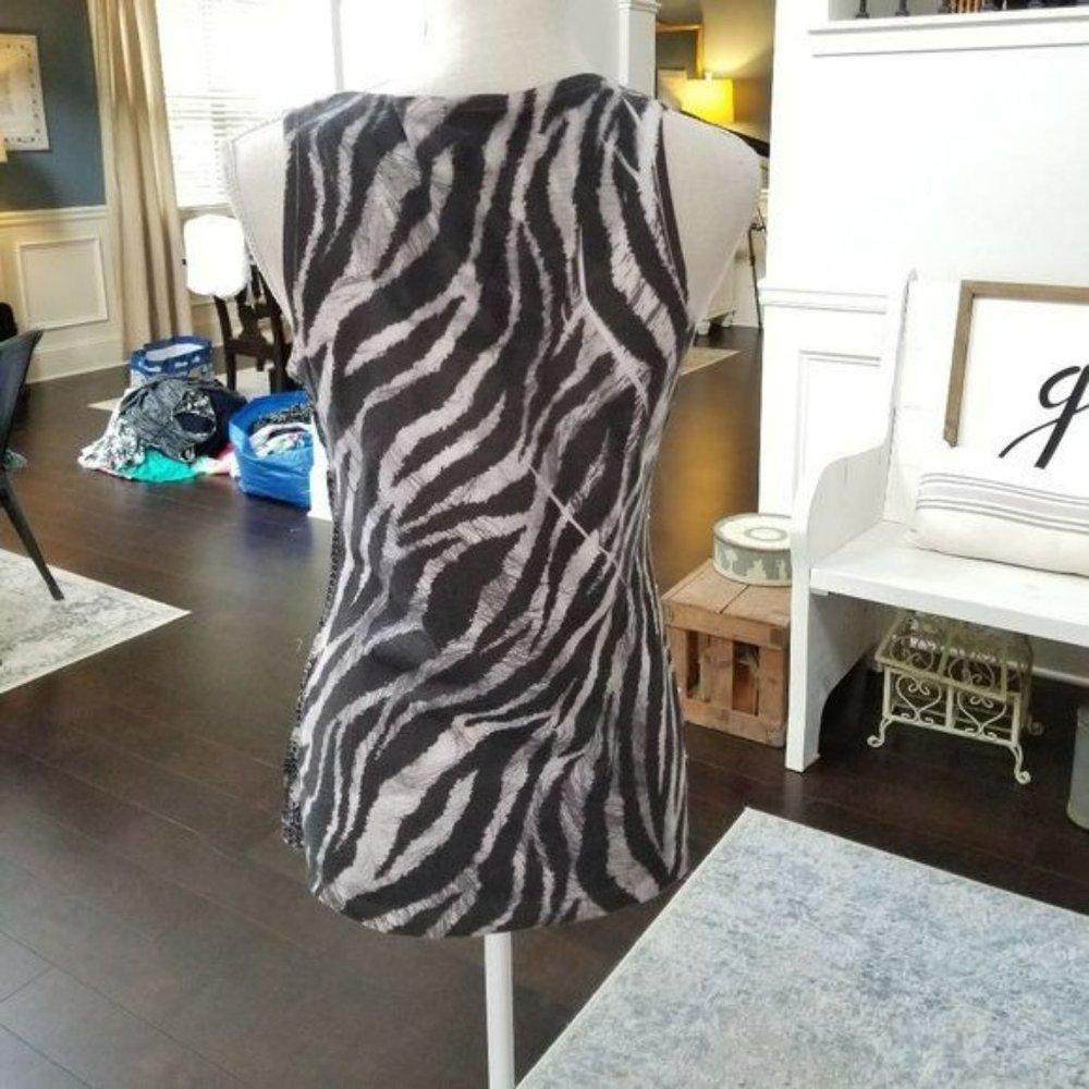 Cache' Striped Sequin Tank Size Medium - image 4